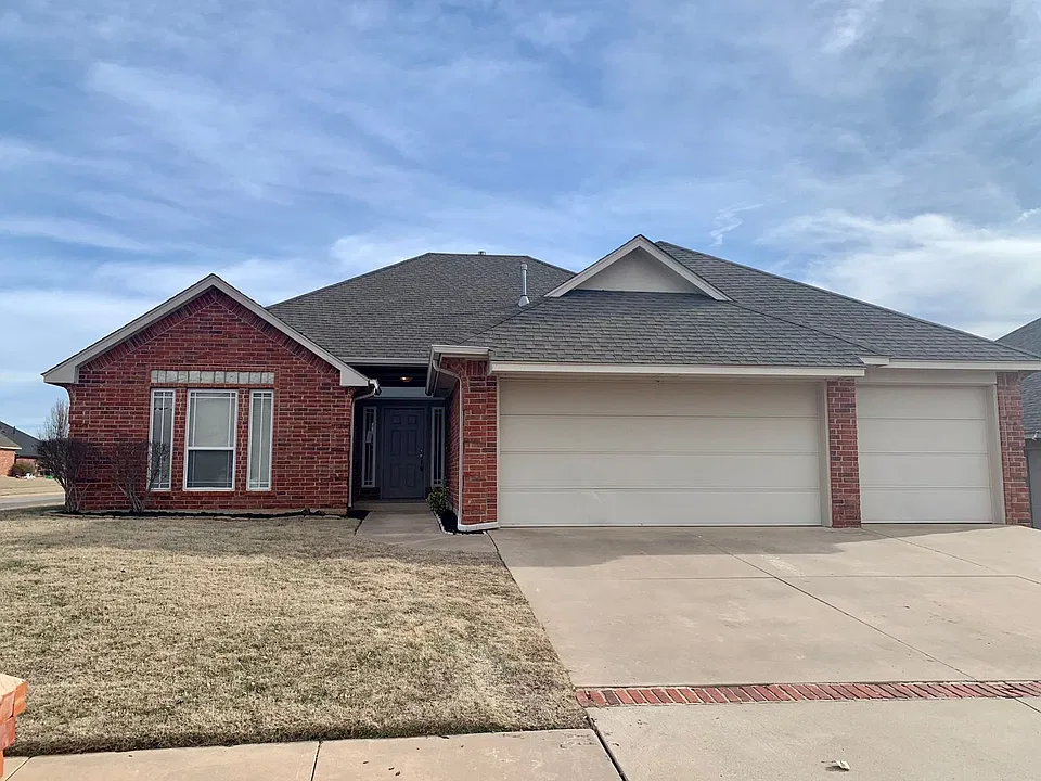 736 Dana Dr