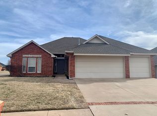 736 Dana Dr, Yukon, OK 73099