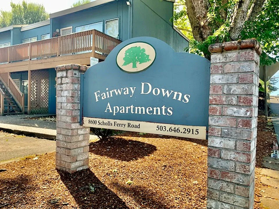 Fairway Downs