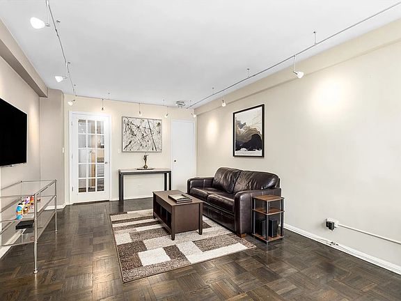 2nd image of 120 E 79th St APT 9B