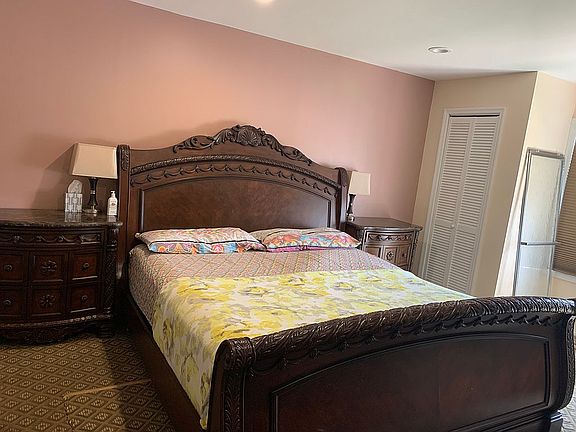 MASTER BED