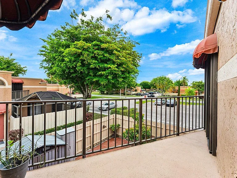 6115 Seven Springs Blvd — Photo 23