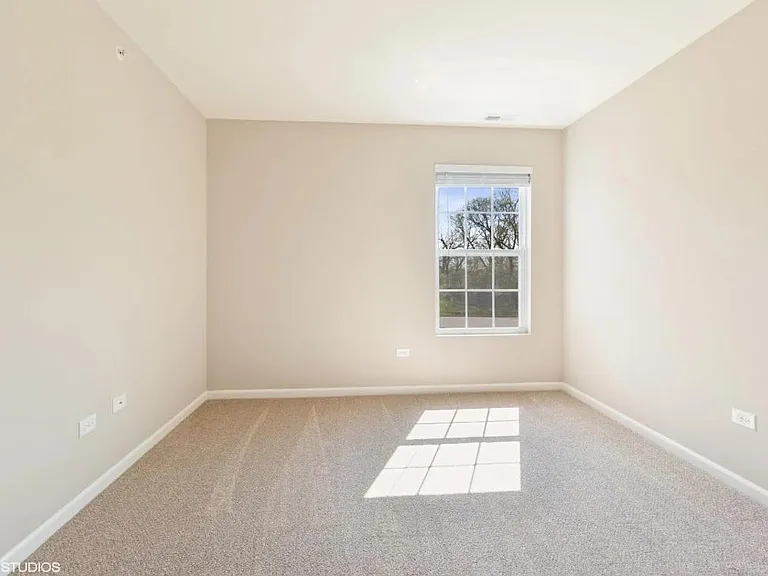 Timber Pointe Apartments — Photo 9