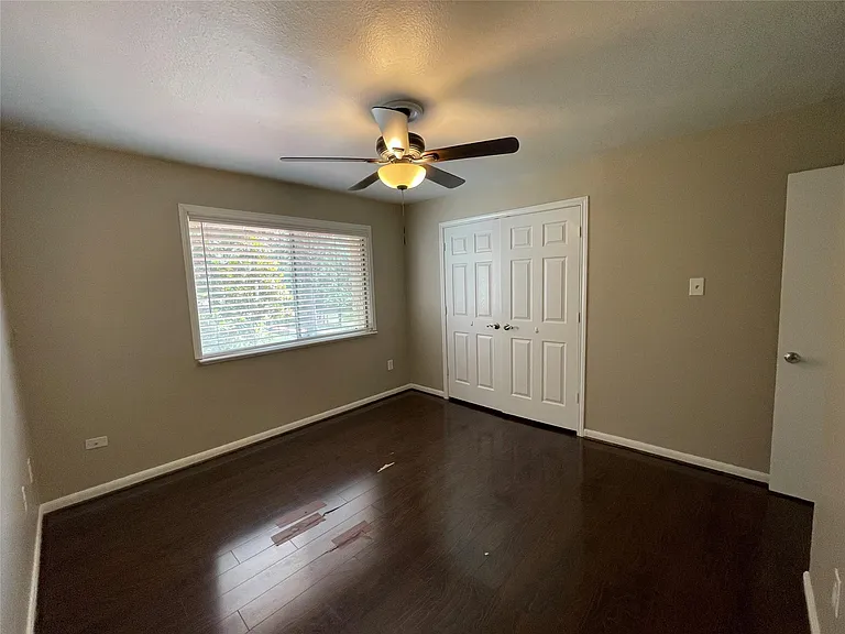 12315 Glenview Dr — Photo 21