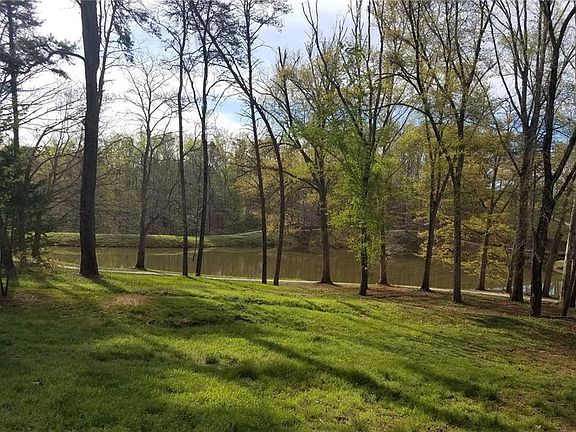 5th image of 239 Edgewater Trl S Lot 16