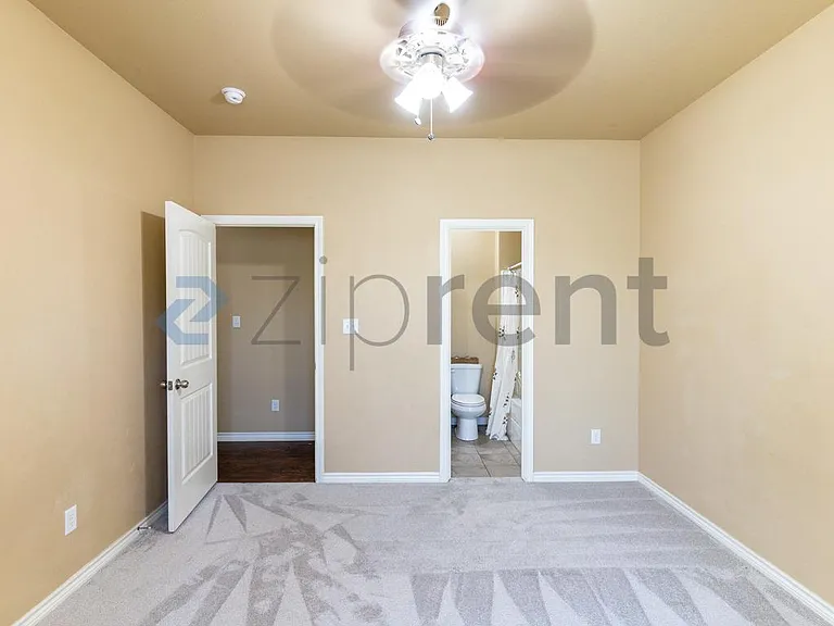 1885 County Road 452 — Photo 17