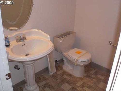 5th image of 16404 NE 70th Cir