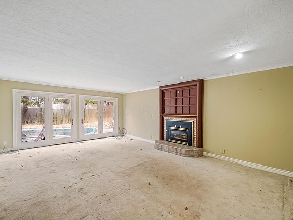 3rd image of 1110 Lorraine Cir