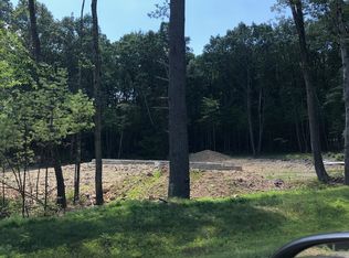 108 Camellia Dr, Kunkletown, PA 18058