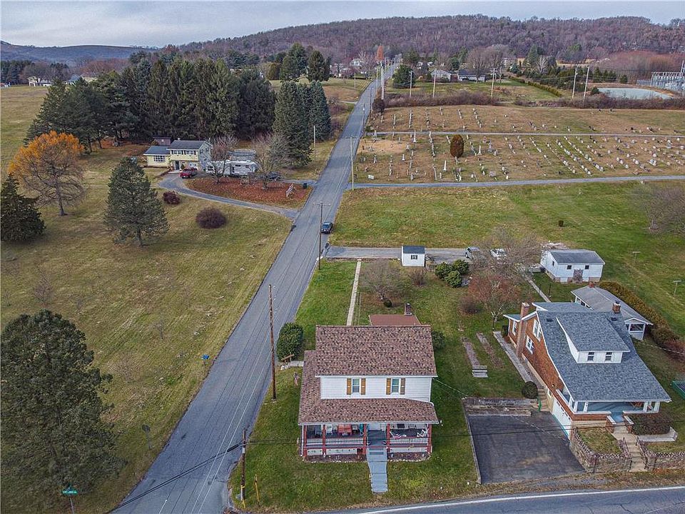 446 Fairyland Rd, Lehighton, PA 18235 Zillow