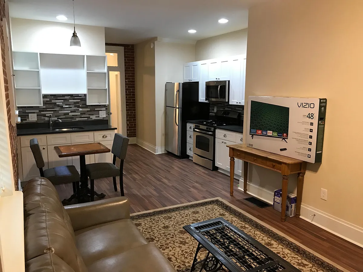 Building Photo - 1334 N Humboldt St #2