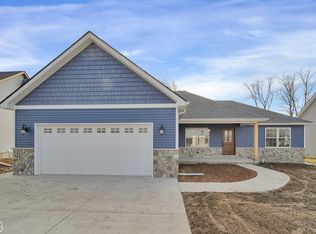 211 N Carney Rd, Saint Clair, MI 48079