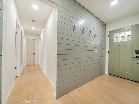4th image of 4865 Emerson St