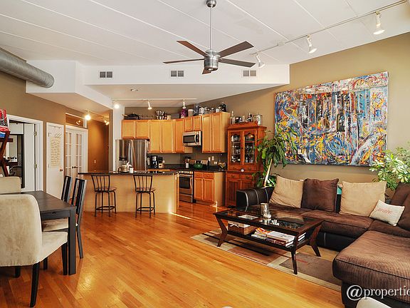 Living Room/Dining Room