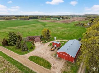 S4166 Crawford Street, Baraboo, WI 53913