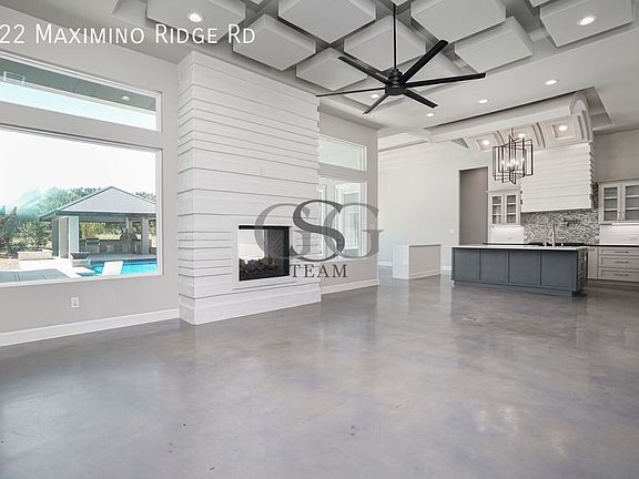 5th image of 922 Maximino Ridge Rd