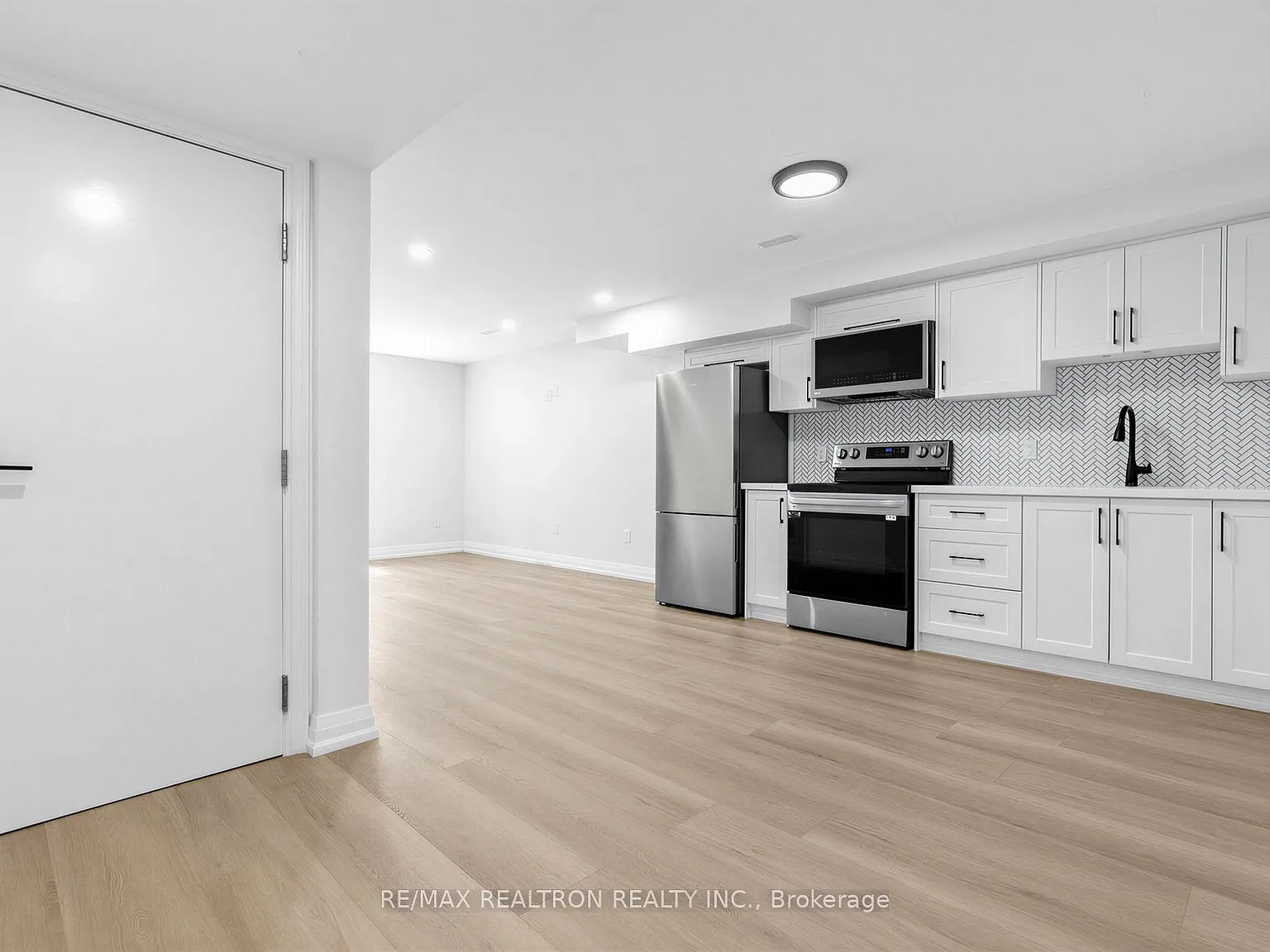 1 bed, $1,800 — Photo 3