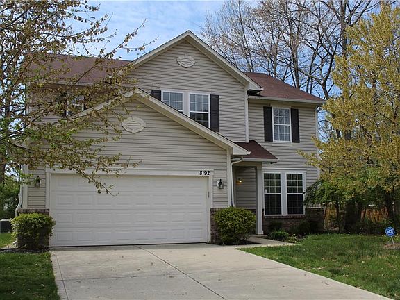 2nd image of 8192 Admirals Landing Pl