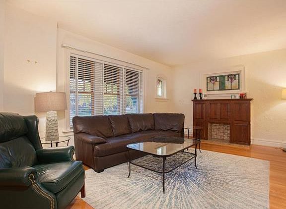3rd image of 5705 Holly Hills Ave