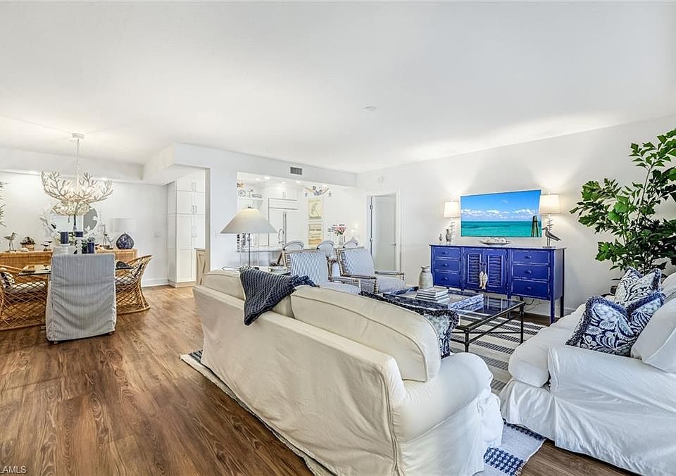 1st image of 5801 Glencove DR #502