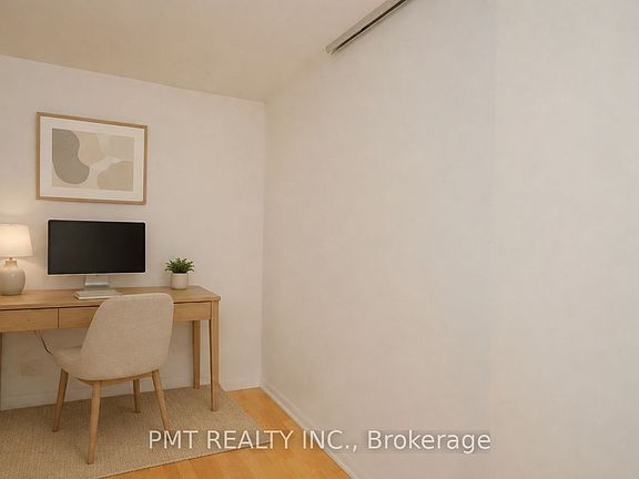 4th image of 38 Grenville St #1607