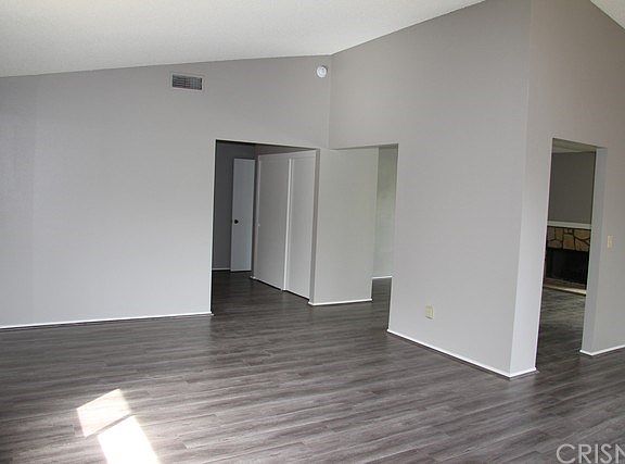 3rd image of 8340 Denise Ln