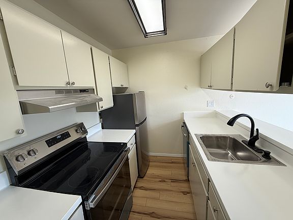 4th image of 463 90th St APT 1