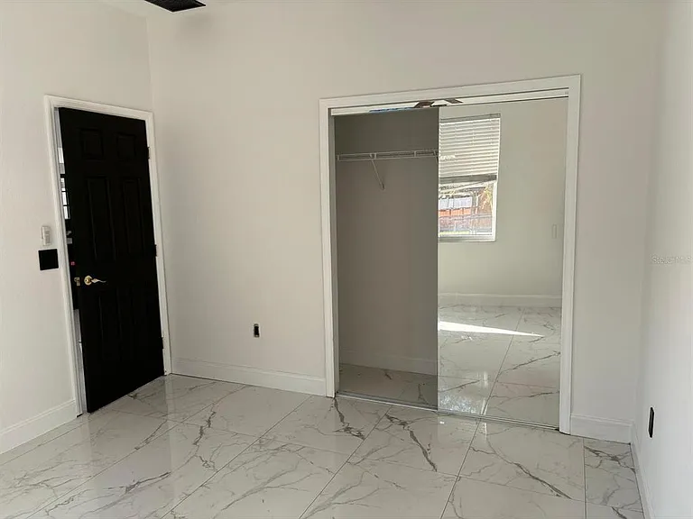 20530 Quinn St — Photo 37