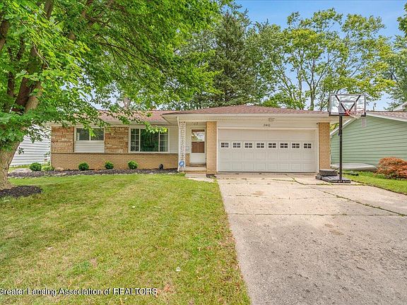 3rd image of 2410 Leon Ave