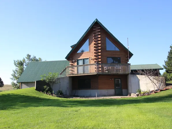 18330 Deer Run Road, North Platte, NE 69101