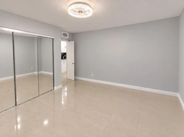 1629 NW North River Dr APT 303, Miami, FL 33125