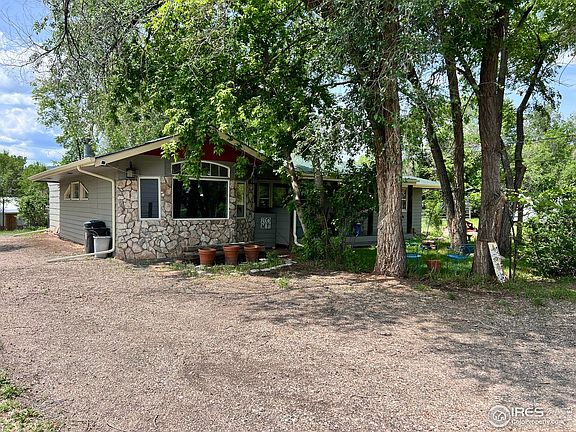 2nd image of 4501 Lawrence Ln