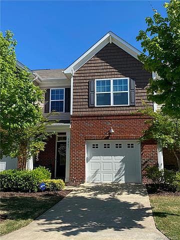 1st image of 3261 Yarmouth Ln #88