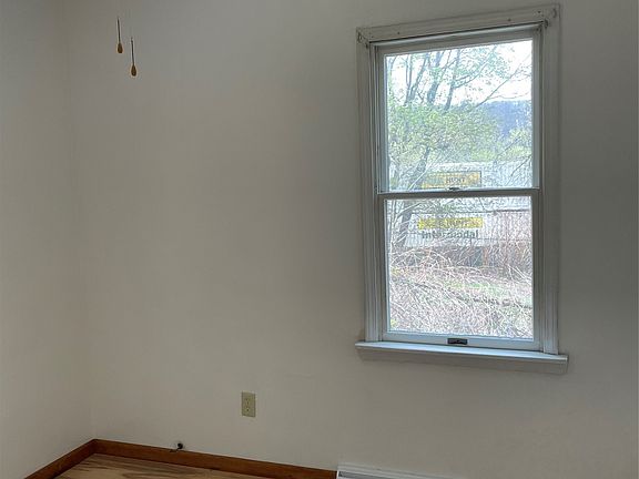 2nd image of 167 Oak St #1