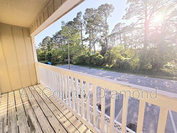 3rd image of 3604 Betsy Ln APT 11