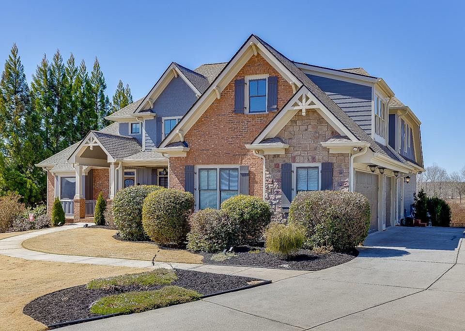 1st image of 486 Gold Bullion Dr E
