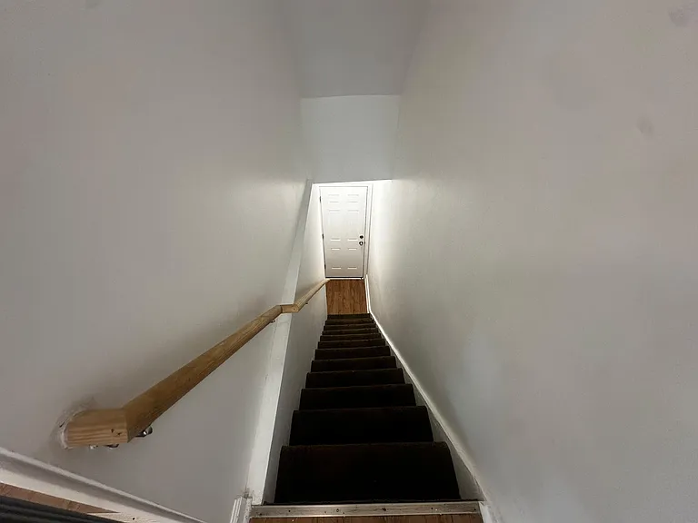 2626 N Jessup St #2 — Photo 8