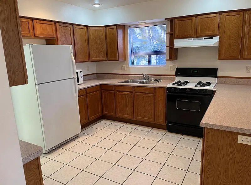 55+ community Triplex Unit Now Available in Prescott 2Bed/1Bath — Photo 2