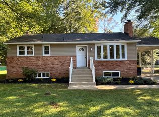 80 Beach Dr, Edgewater, MD 21037