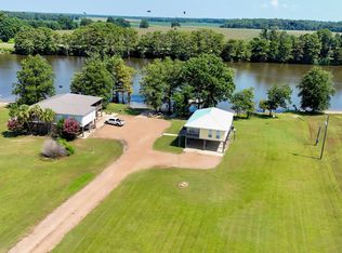 2615 Deerfield Rd, Yazoo City, MS 39194