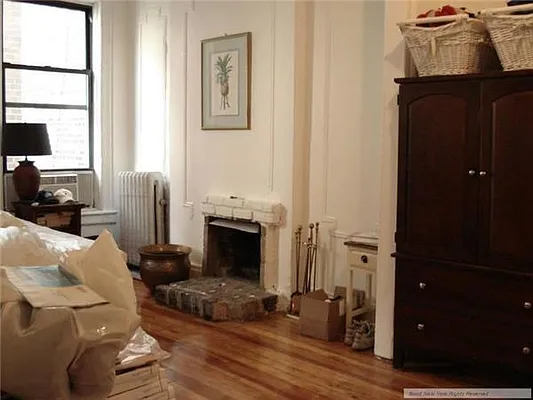 Rented by R New York | media 35