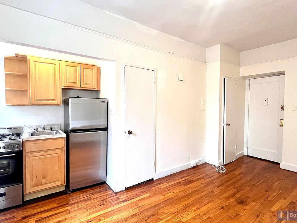 1st image of 936 W End Ave APT C10