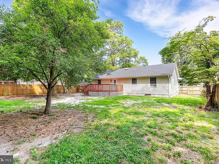 107 Walden Dr — Photo 30