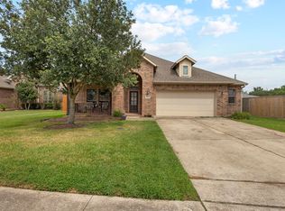 9200 Lisa Ln, Pt Arthur, TX 77642