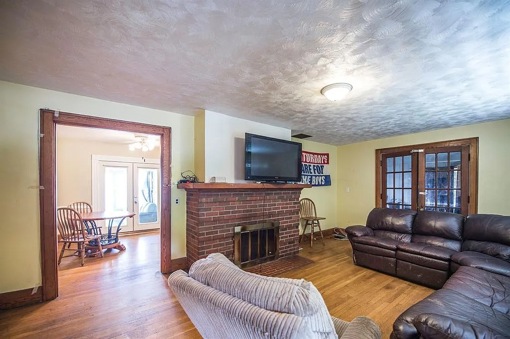 201 Forest Park Road - 1 — Photo 2