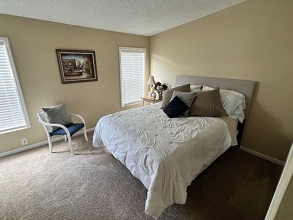 4th image of 6253 Santa Fe Dr