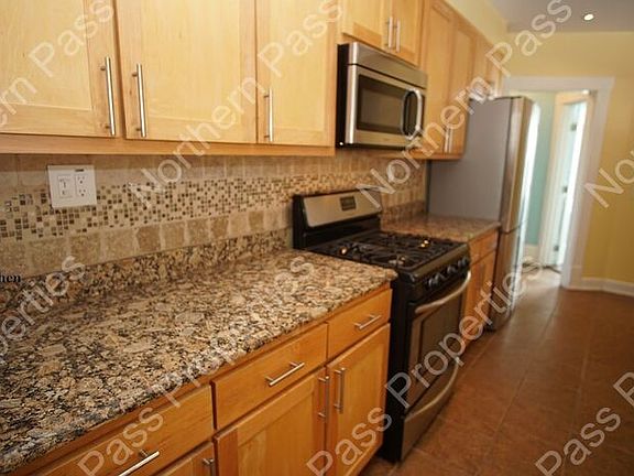 3rd image of 3242 Lebanon Ave
