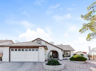 141 Emden Dr, Henderson, NV 89015