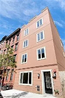 Sold by Douglas Elliman | media 21