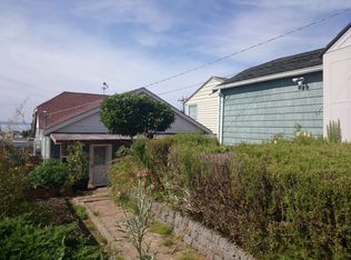 5822 SW Hanford St, Seattle, WA 98116